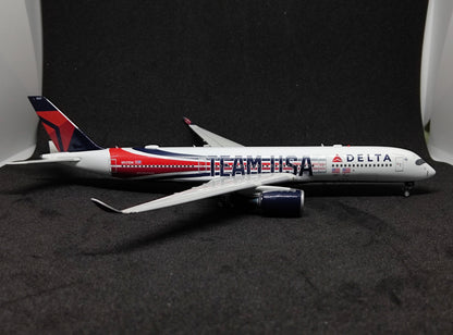 Delta Airlines (Team USA livery) Airbus A350-900 N521DN 1/400 Diecast Scale Model Aviation400 Detachable Landing Gear