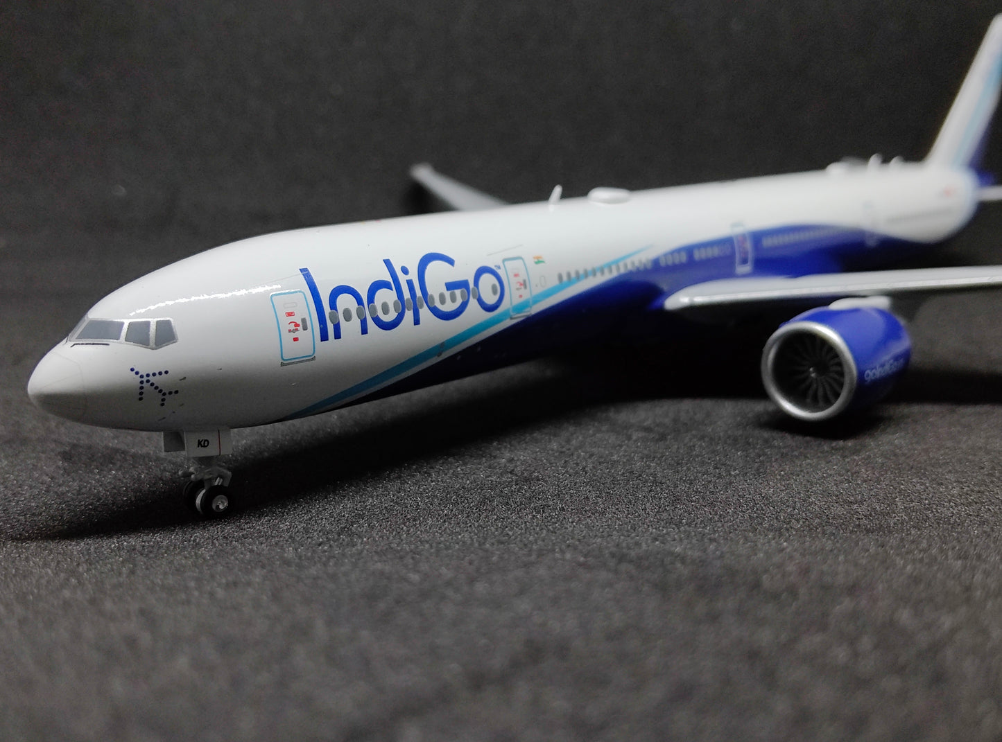 IndiGo Boeing 777-300ER TC-LKD 1/400 Aircraft Scale Model JCWings