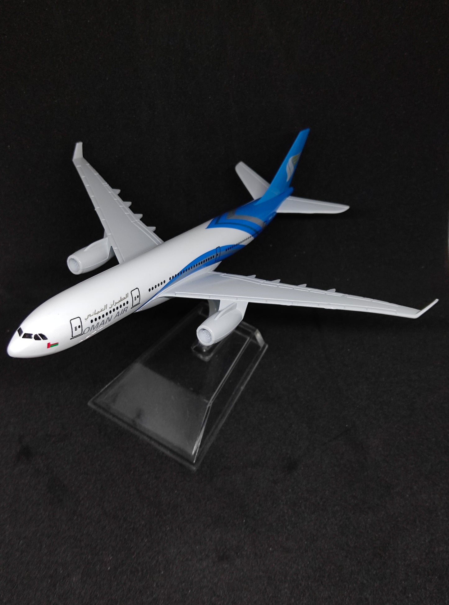 Oman Air Airbus A330-200 A4O-DA 16cms Airplane Model