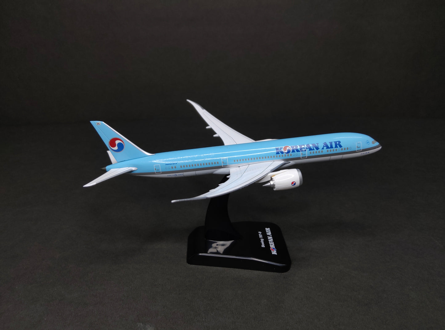 Korean Air Boeing 787-9 1/400 Diecast Scale Model Hogan Wings