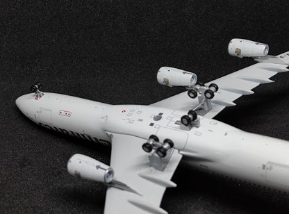 Emirates Airbus A340-300 A6-ERS 1/400 Diecast Model Aviation400