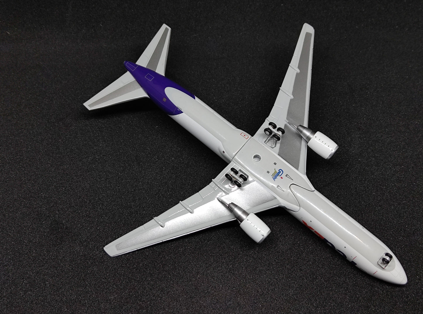 FedEx Boeing 767-300F N144FE 1/400 Diecast Scale Model GeminiJets