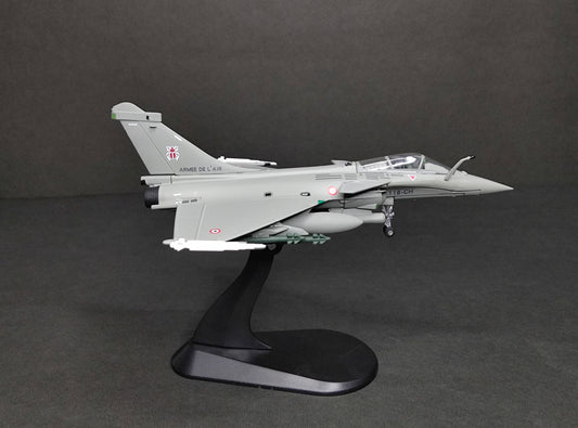 Dassault Rafale Fighter Jet 1/100 Aircraft Scale Model