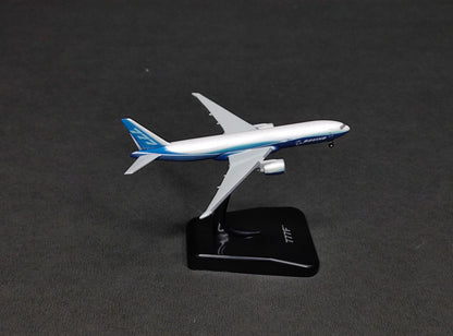 Boeing Company House Colour Boeing B777-200F 1/1000 Diecast Scale Model Hogan Wings