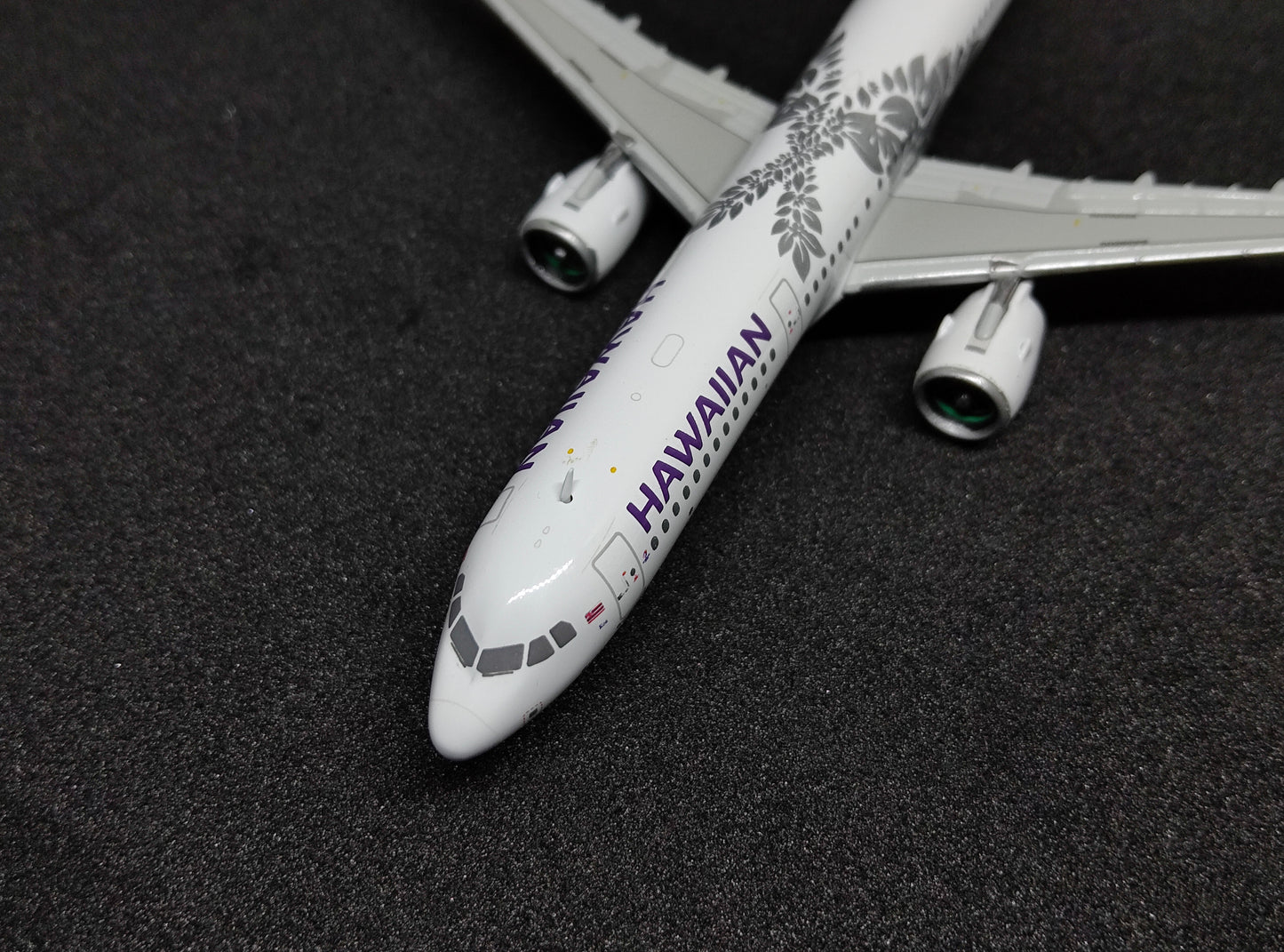 Hawaiian Airlines Airbus A321neo N208HA 1/400 Diecast Scale Model GeminiJets