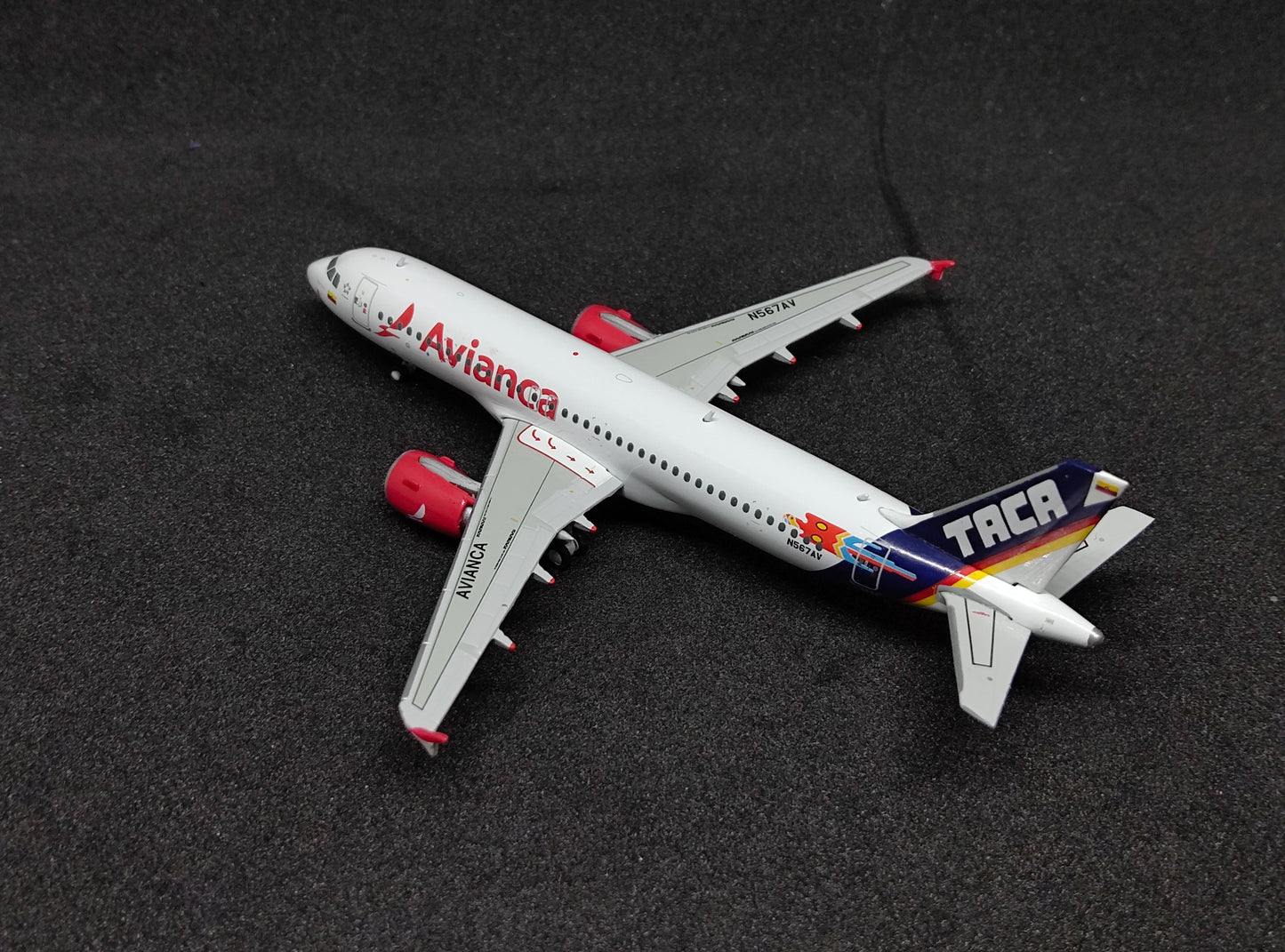 Avianca Airbus A320 N567AV 1/400 diecast scale model GeminiJets