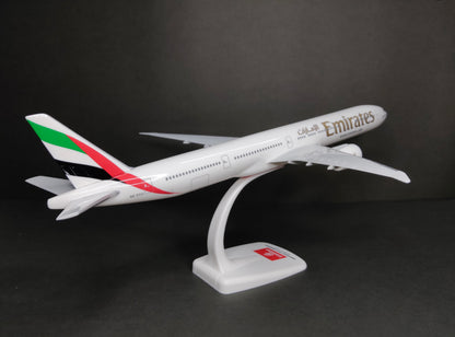 Emirates Boeing B777-300ER A6-EGH 1/200 Scale Snap Fit Model