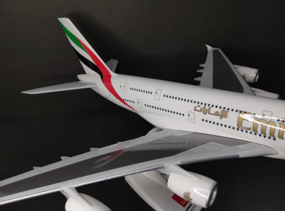 Emirates Airbus A380-800 A6-EUI (Classic Livery) 1/200 Scale Snap Fit Model