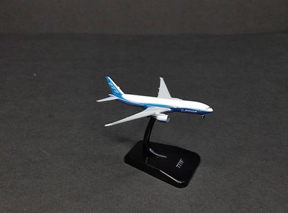 Boeing Company House Colour Boeing B777-200F 1/1000 Diecast Scale Model Hogan Wings