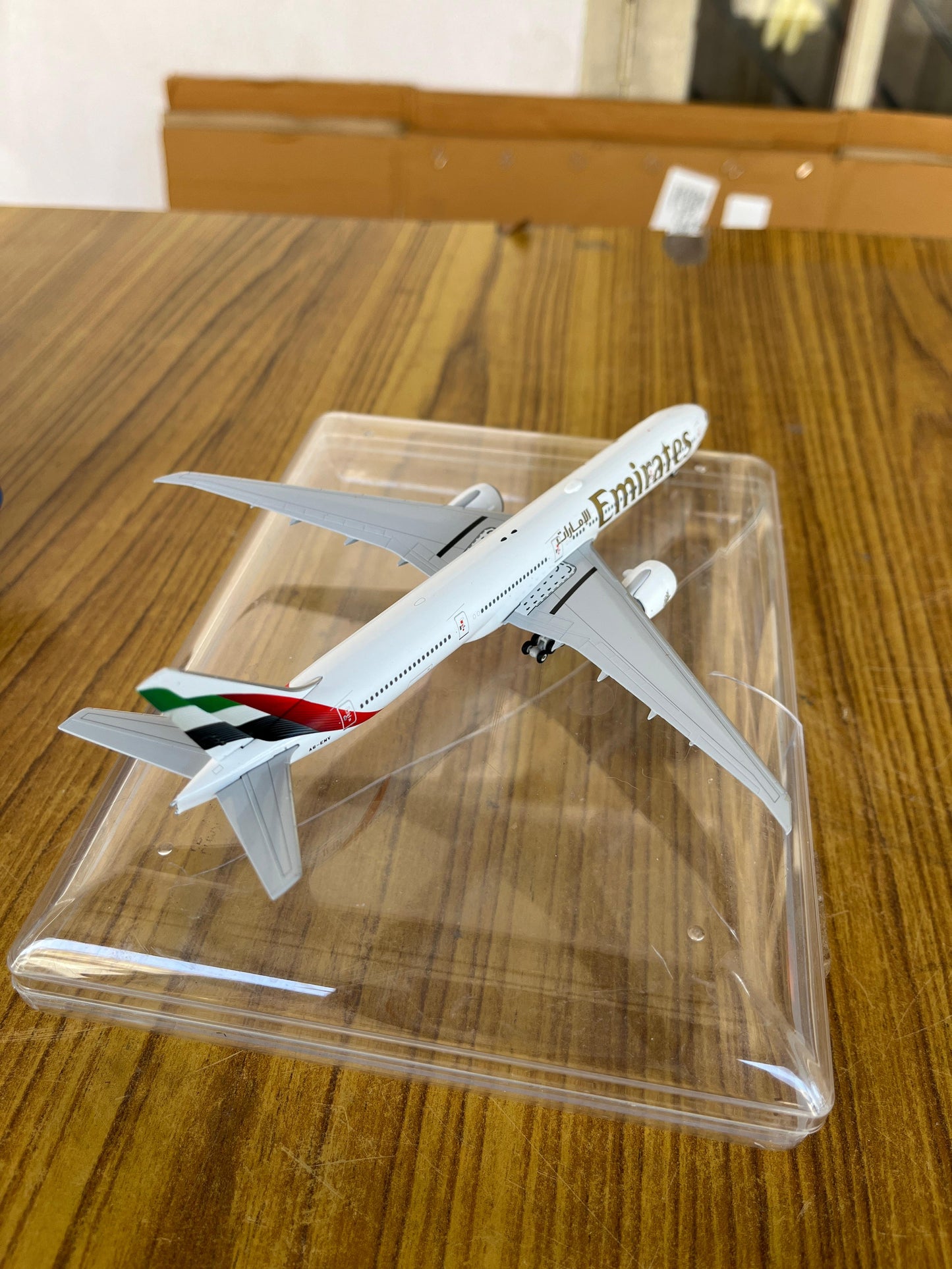 Emirates Boeing 777-300ER A6-ENV 1/400 Diecast Scale Model GeminiJets