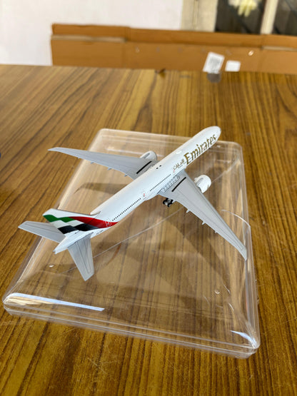 Emirates Boeing 777-300ER A6-ENV 1/400 Diecast Scale Model GeminiJets