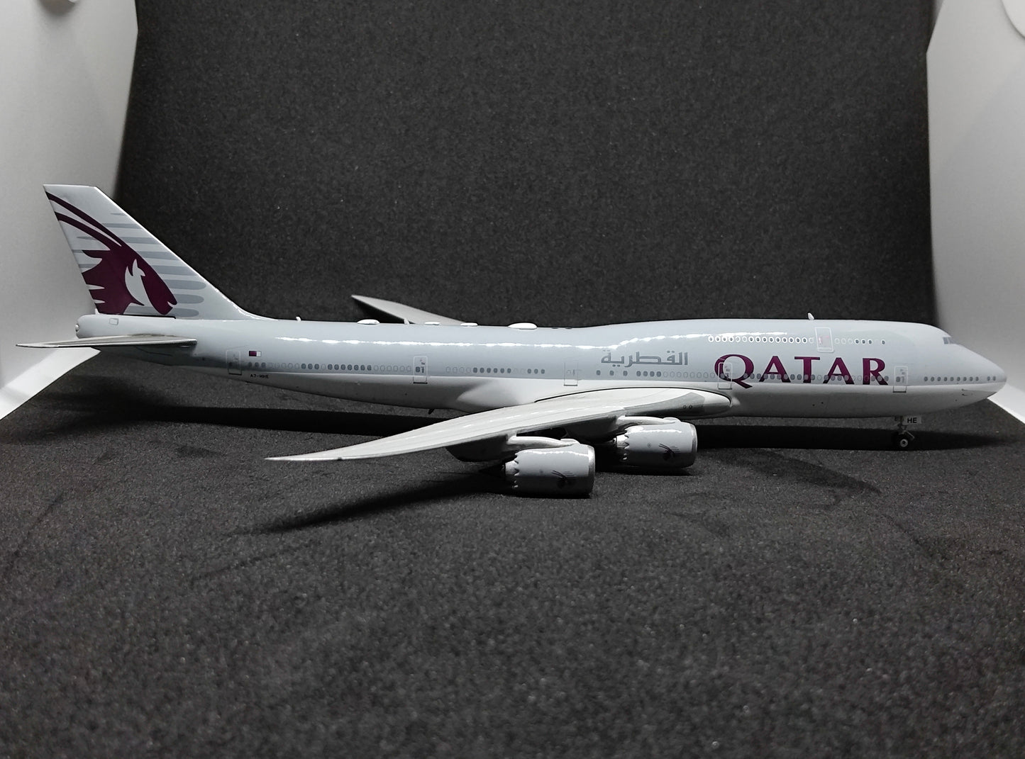 Qatar Amiri Flight Boeing 747-8i A7-HBJ 1/400 Diecast Scale Model Phoenix