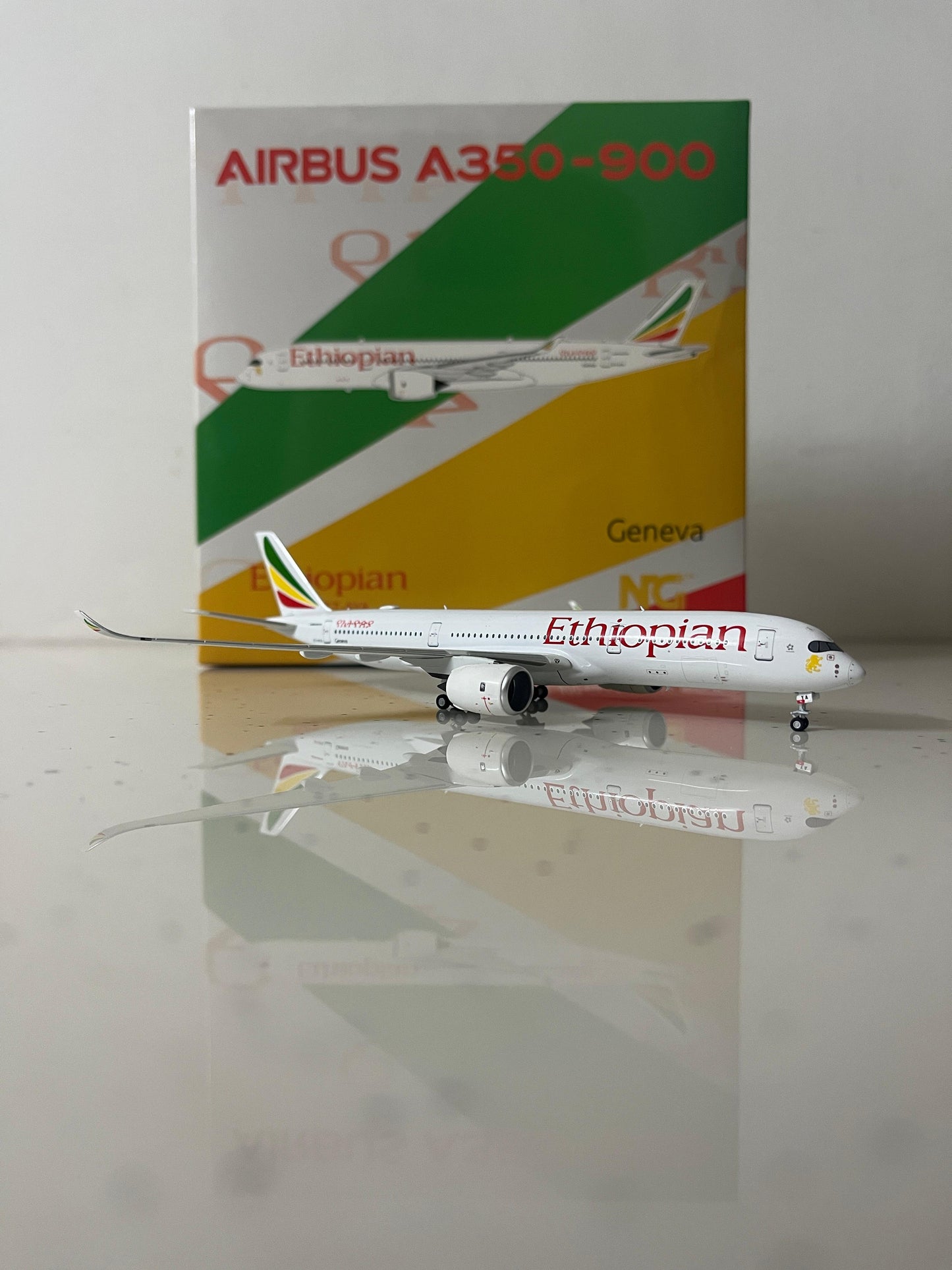 Ethiopian Airlines Airbus A350-900 ET-AYA 1/400 Diecast Scale Model NGModels