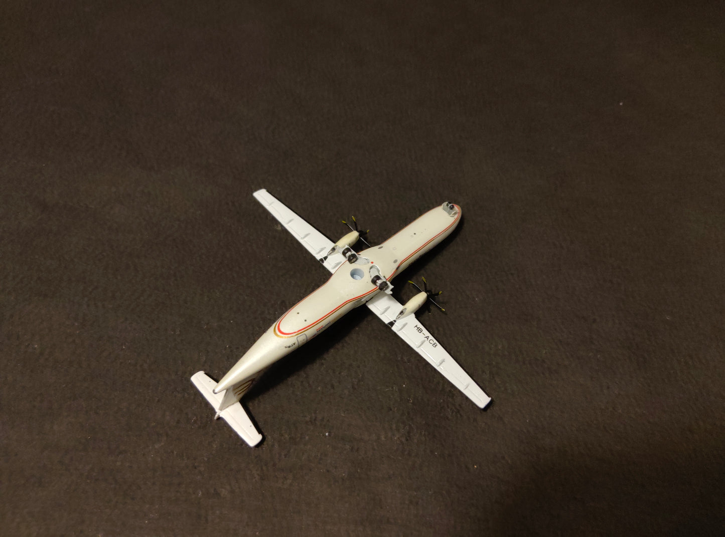 Etihad Regional (Darwin Airline) ATR 72-500 HB-ACB 1/400 Diecast Scale Model JCWings