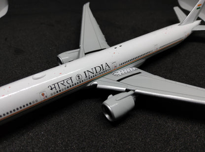 Bharat India Boeing 777-300ER VT-ALV 1/400 Aircraft Scale Model JCWings