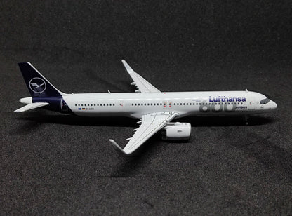 Lufthansa Airbus A321neo (600th Airbus Aircraft Sticker Livery) D-AIEQ 1/400 Diecast Scale Model GeminiJets