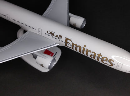 Emirates Boeing B777-300ER A6-EGH 1/200 Scale Snap Fit Model