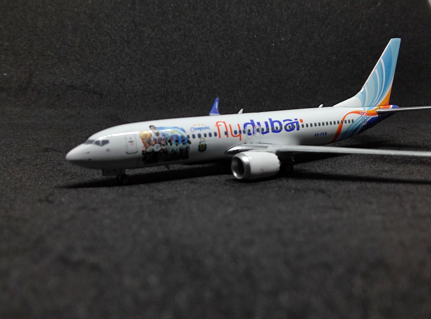 FlyDubai Boeing B737MAX-8 A6-FKB (Argentina Campeón Livery) 1/400 Diecast Scale Model Phoenix