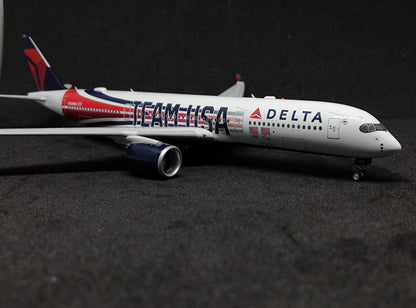 Delta Airlines (Team USA livery) Airbus A350-900 N521DN 1/400 Diecast Scale Model Aviation400 Detachable Landing Gear