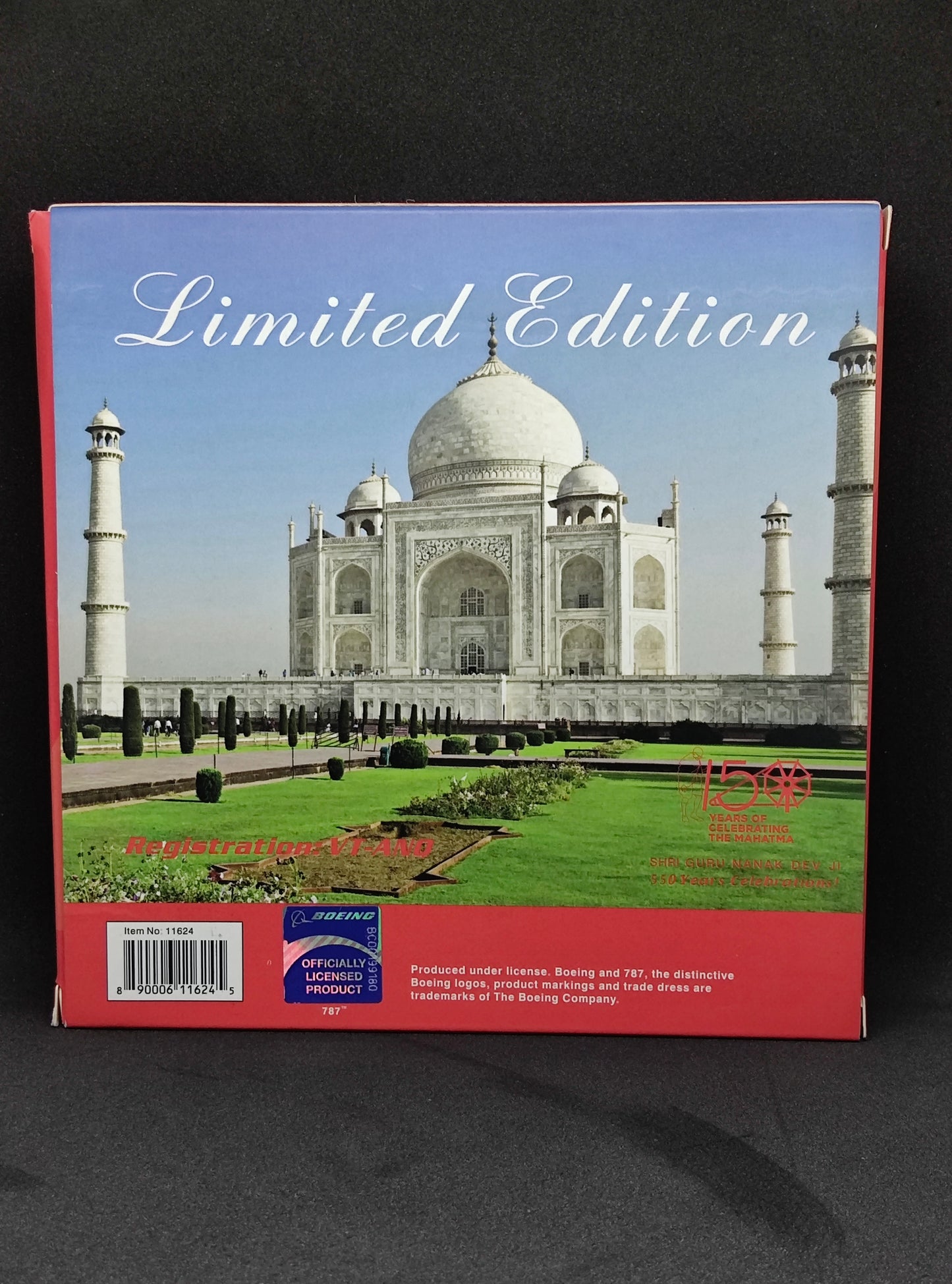 Air India Boeing 787-8 (Shri Guru Nanak Dev Ji 550 Years Celebration Livery) VT-ANQ 1/400 Aircraft Scale Model Phoenix