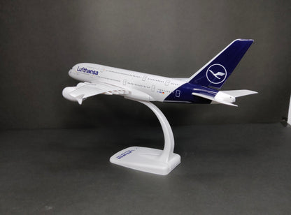 Lufthansa Airbus A380-800 1/200 Scale Snap Fit Model Herpa