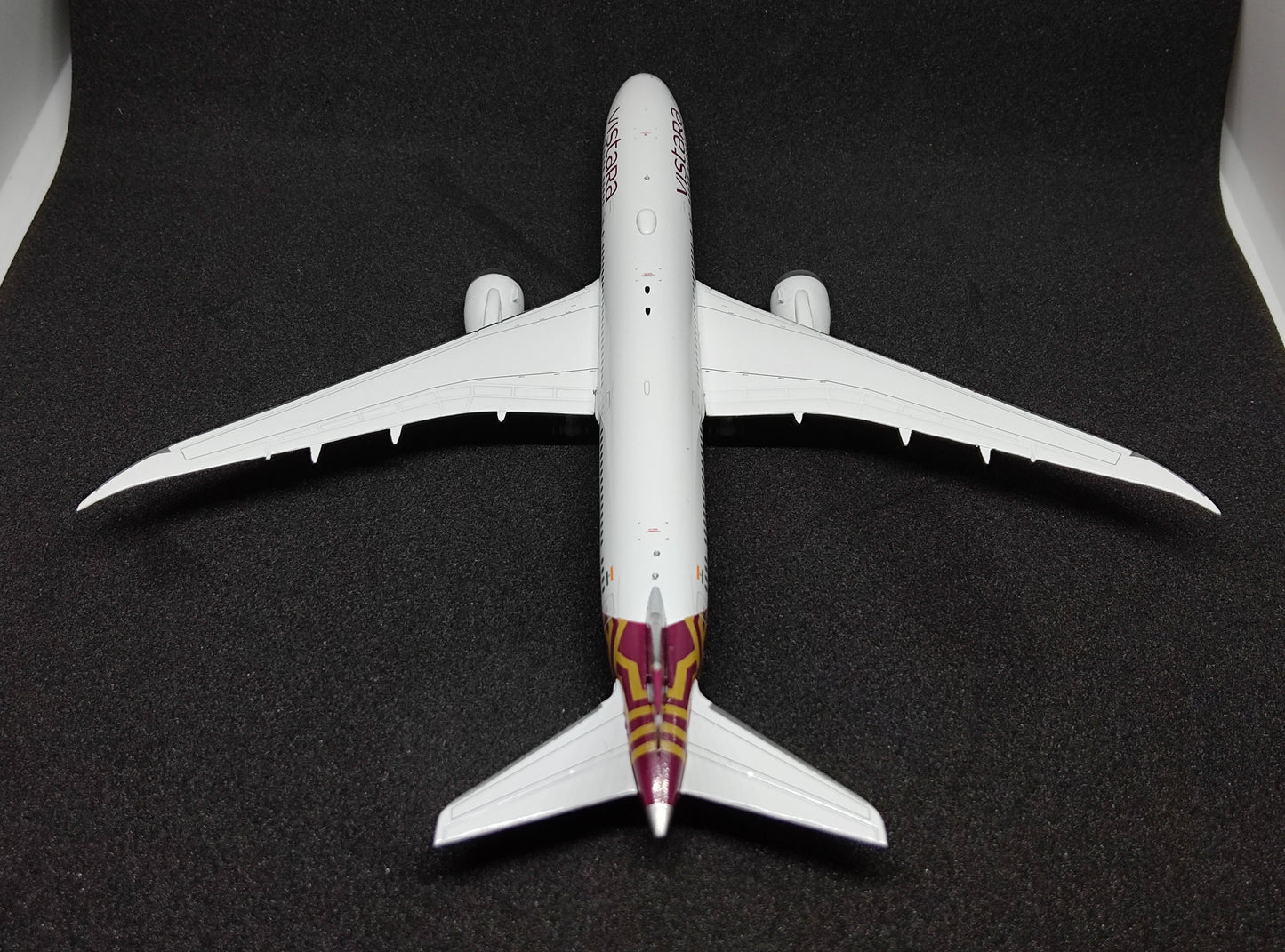 Vistara Boeing B787-9 VT-TSE 1/400 Aircraft Scale Model JCWings