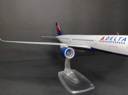 Delta Airlines Airbus A350-900 N501DN 1/200 Scale Snap Fit Model
