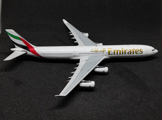 Emirates Airbus A340-300 A6-ERS 1/400 Diecast Model Aviation400