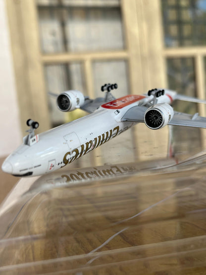 Emirates Boeing 777-300ER A6-ENV 1/400 Diecast Scale Model GeminiJets