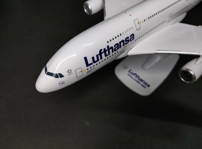 Lufthansa Airbus A380-800 1/200 Scale Snap Fit Model Herpa