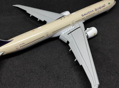 Saudia Boeing 777-300ER HZ-AK38 Flaps Down 1/400 Diecast Scale Model JCWings