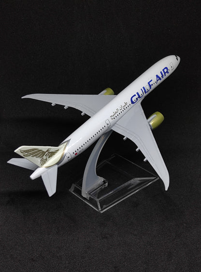 Gulf Air Boeing B787-9 DreamLiner A9C-FA 16cms Airplane Model