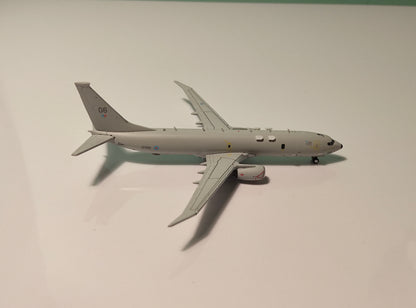 Royal Air Force Boeing P-8 Poseidon ZP806 1/400 Diecast Scale Model GeminiMacs