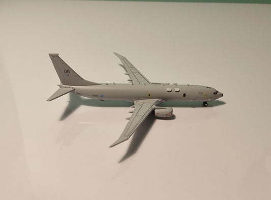 Royal Air Force Boeing P-8 Poseidon ZP806 1/400 Diecast Scale Model GeminiMacs