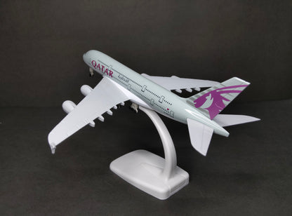 Qatar Airways Airbus A380-800 A7-APB 20cms Airplane Model