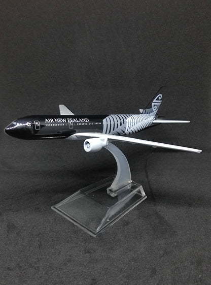 Air New Zealand Boeing B777-300ER ZK-OKQ 16cms Airplane Model