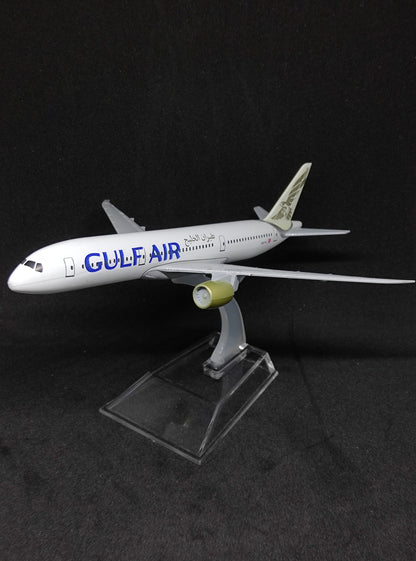 Gulf Air Boeing B787-9 DreamLiner A9C-FA 16cms Airplane Model