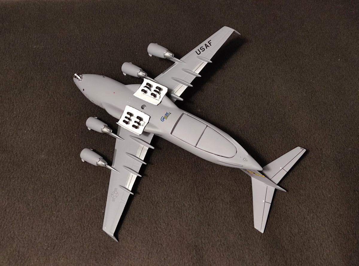 United States Air Force C-17 Globemaster III 1/400 Diecast Scale Model GeminiMacs