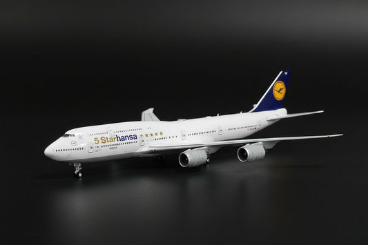 [PRE-ORDER] Lufthansa 5 Starhansa B747-8i D-ABYM 1/400 Diecast Scale Model HXModels
